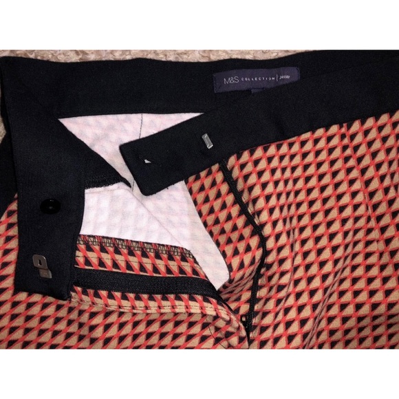 M&S Collection UK 6 Cigarette Pants Trousers Geometric Orange Black Beige SUMMER - Picture 2 of 5